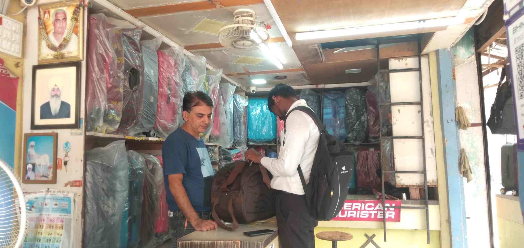 Top Vip Laptop Bag Dealers in Jalgaon Best Vip Laptop Bag Dealers