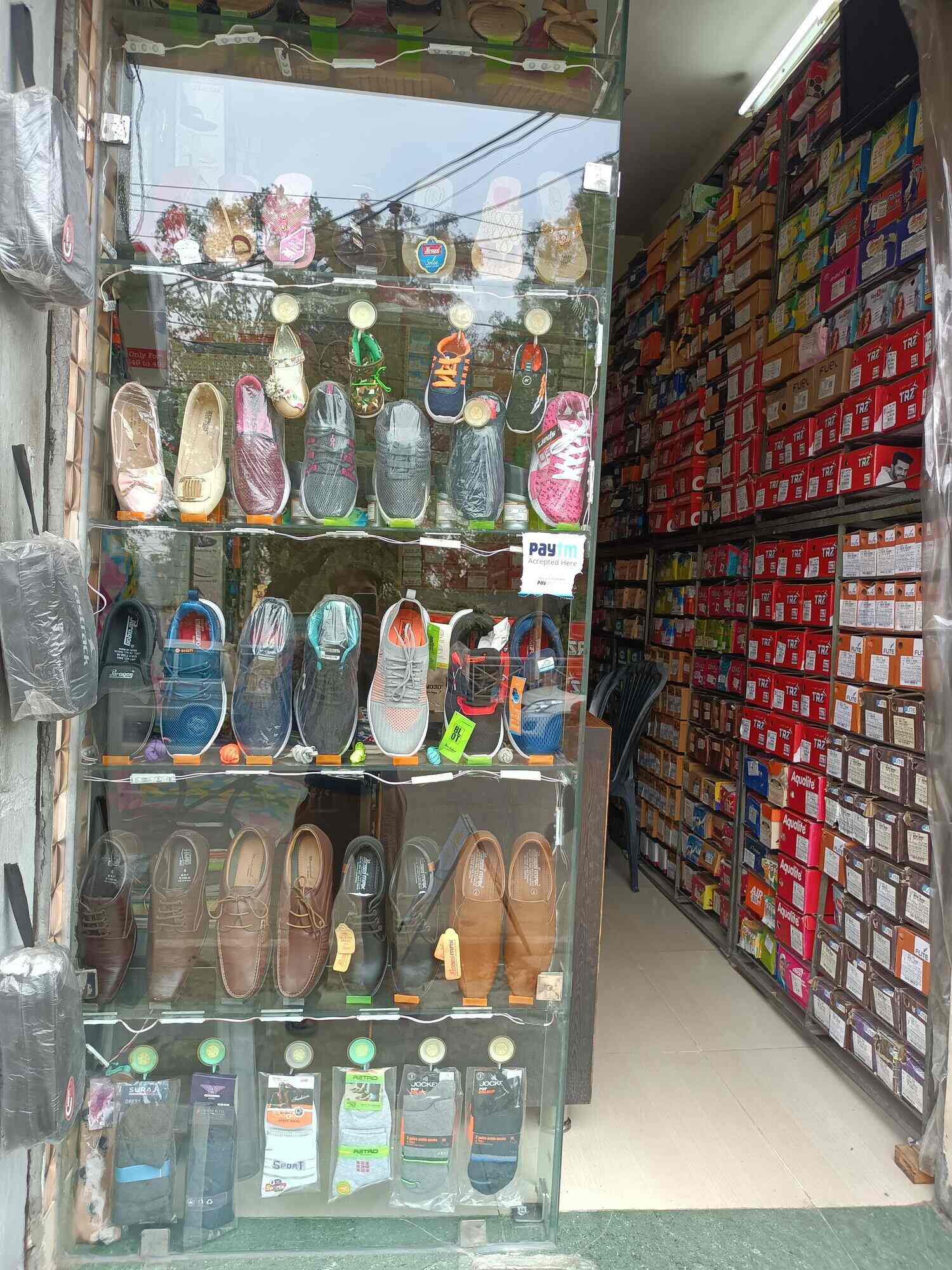 sk shoes store