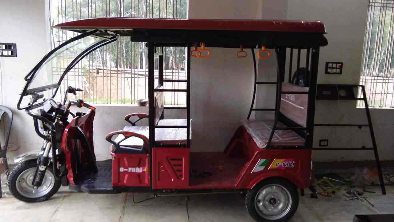 Top Auto Rickshaw Dealers in Jehanabad