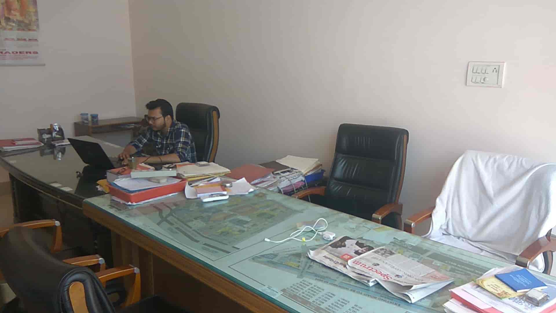 Top Real Estate Agents in Dadri Toe, Jhajjar Best Estate Brokers