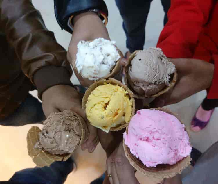 Top N Town Icecream Parlour in Civil Lines,Jhansi Best Ice Cream