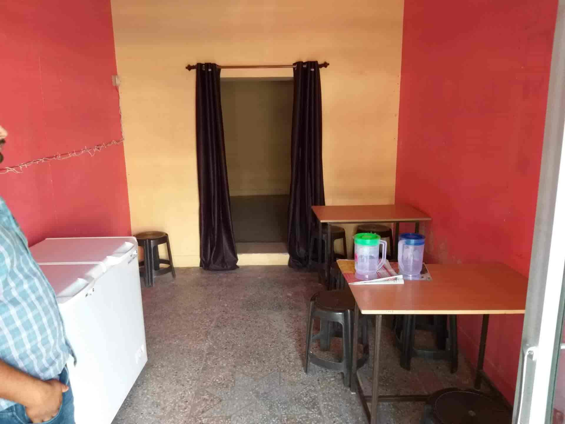 Royal Juice and Ice Cream Parlour in Bakara,Jhunjhunu Best Coffee