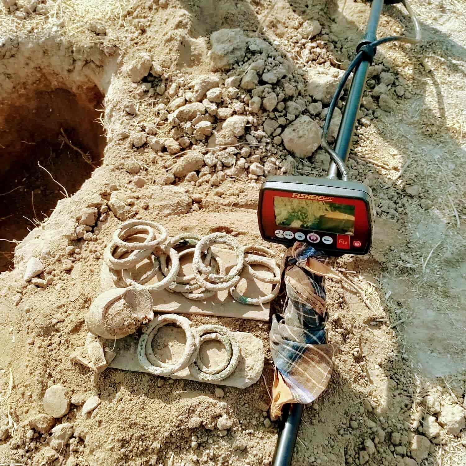 Top Hand Held Metal Detector Dealers in Bareilly हैंड हेल्ड मेटल