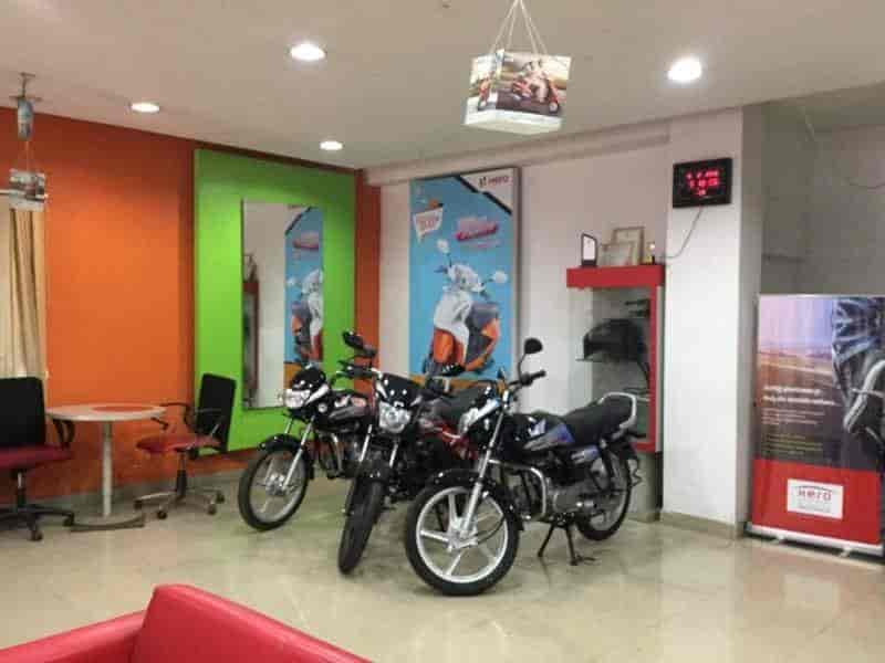 hero showroom two wheeler