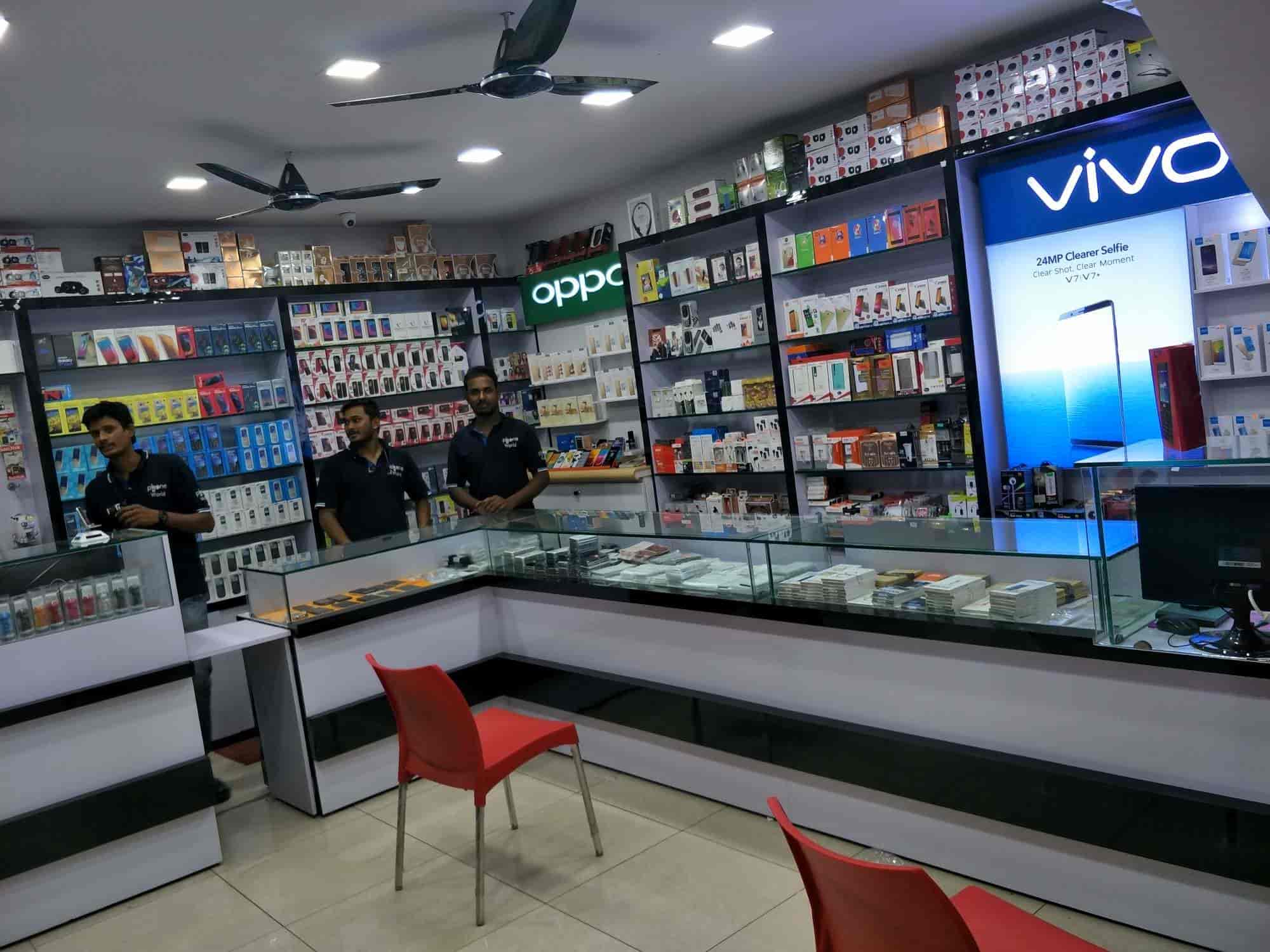 Phone World in Bhanugudi Junction,Kakinada Best SonyMobile Phone