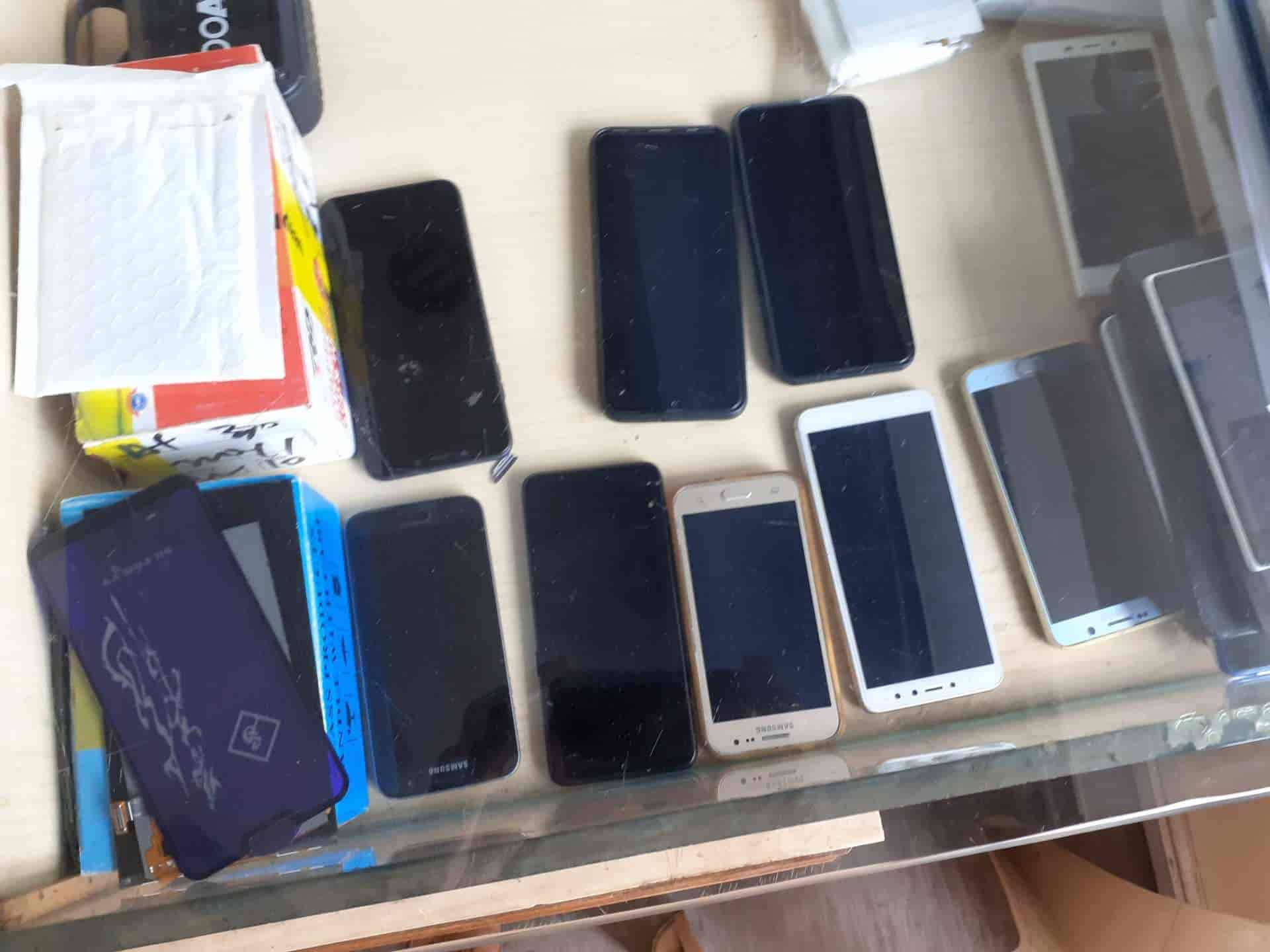 G K Mobile Phone Services in Bhanugudi Junction,Kakinada Best Mobile Phone Repair & Services