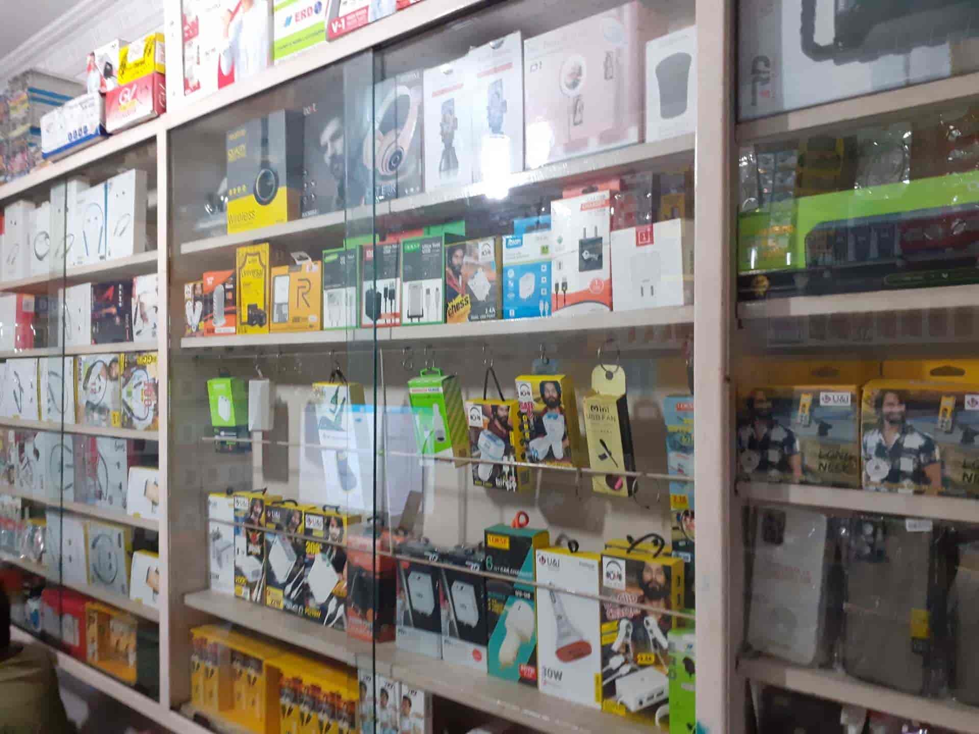 Siva Mobiles in Cinema Hall Road,Kakinada Best Mobile Phone Dealers