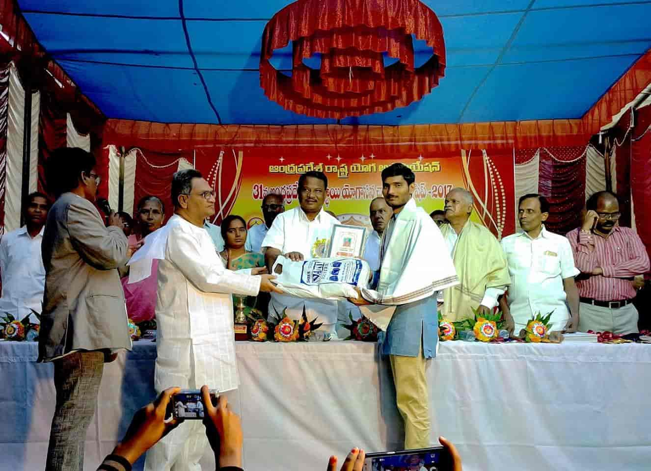 Top Yoga Classes in Ramaraopeta Best Online Yoga Classes near me