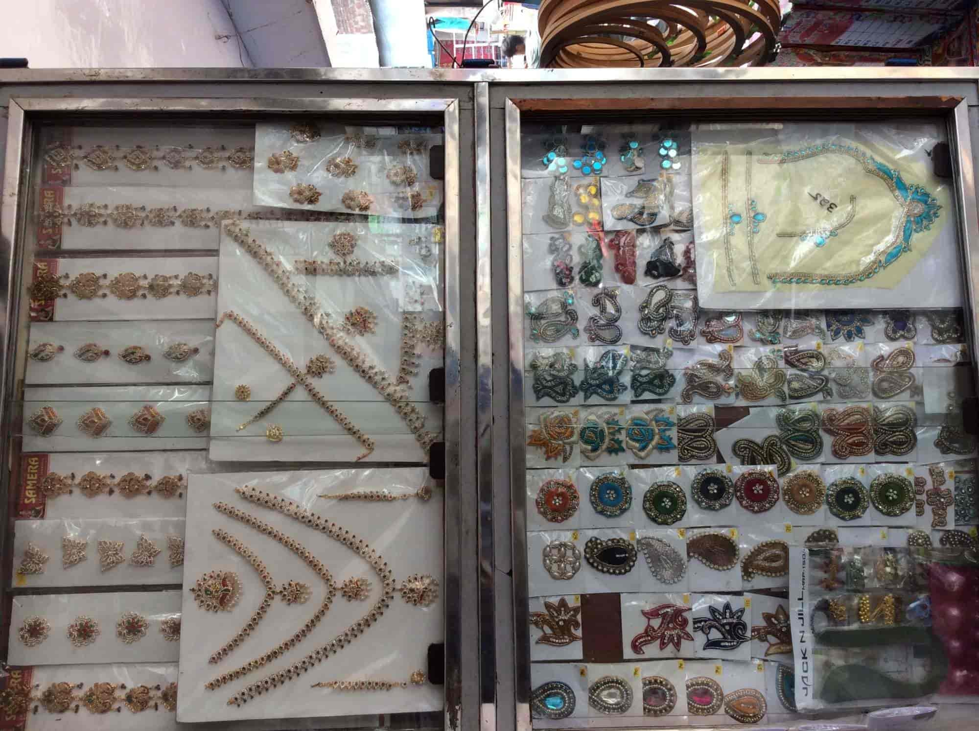 Menaka Fancy Jewellery in Main Road,Kakinada Best Fancy Jewellery
