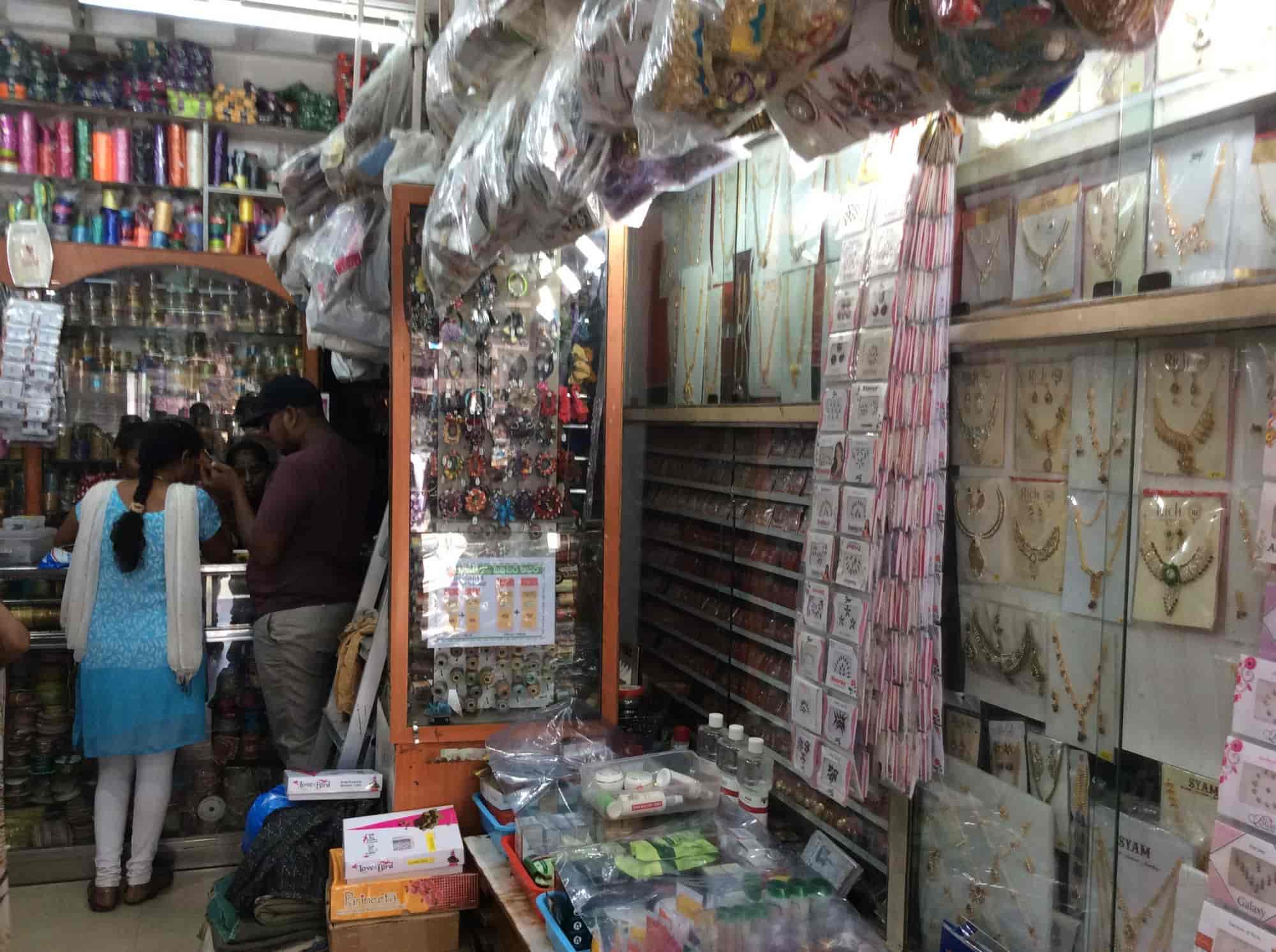 Menaka Fancy Jewellery in Main Road,Kakinada Best Fancy Jewellery