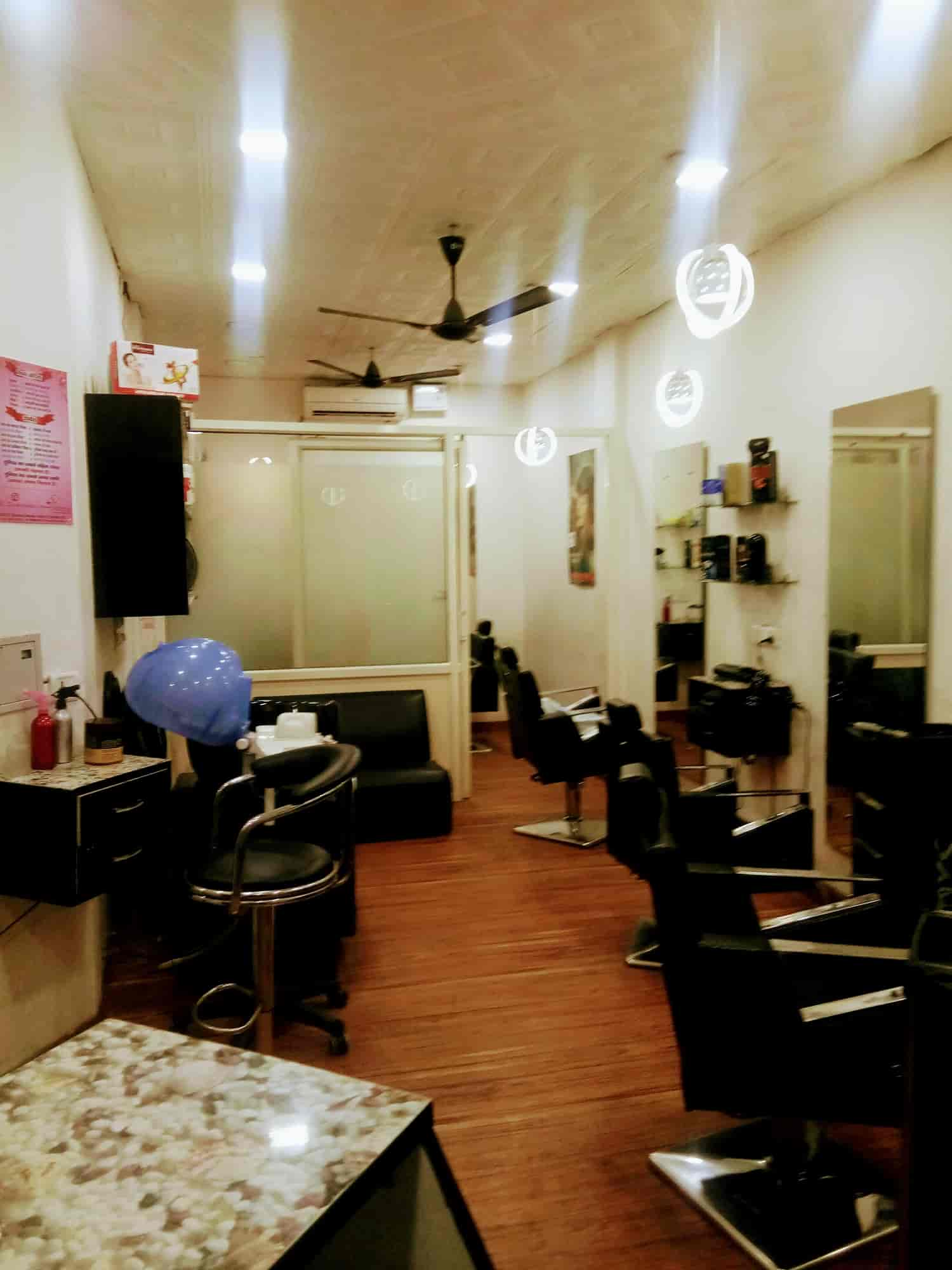 Top Beauty Parlour Classes For MakeUp in Parwanoo Best Beauty Parlour