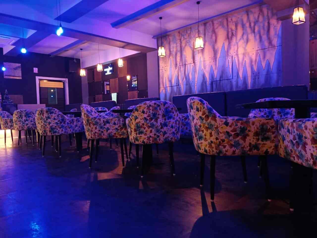 Bambooz Lounge Bar & Family Restaurant in Kalyan West,Mumbai Order