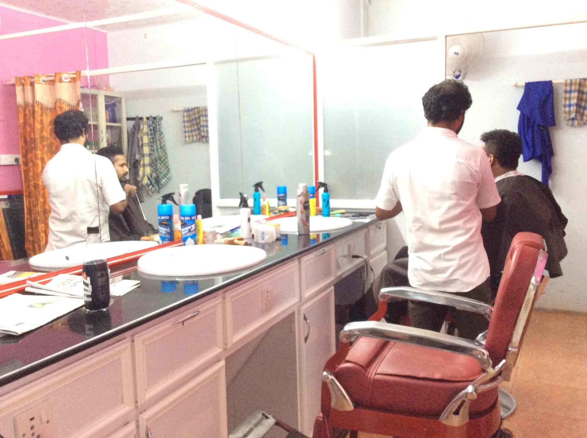 Top Beauty Parlour Classes For Men in Kannur near me Justdial