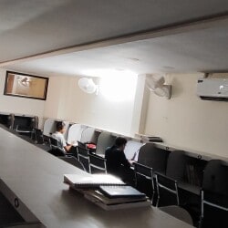 Blinkers Library Kanpur 9