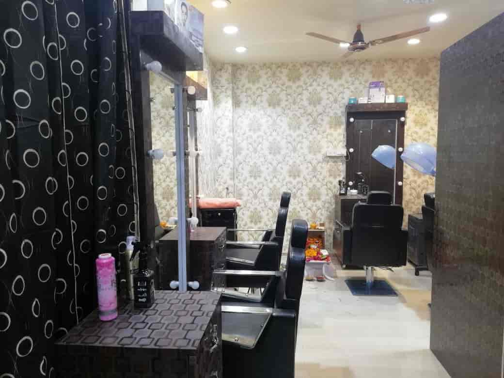Brush Up By VANSHIKA (Makeup & Nail Art Studio) in Kidwai Nagar,Kanpur Best Beauty Parlours