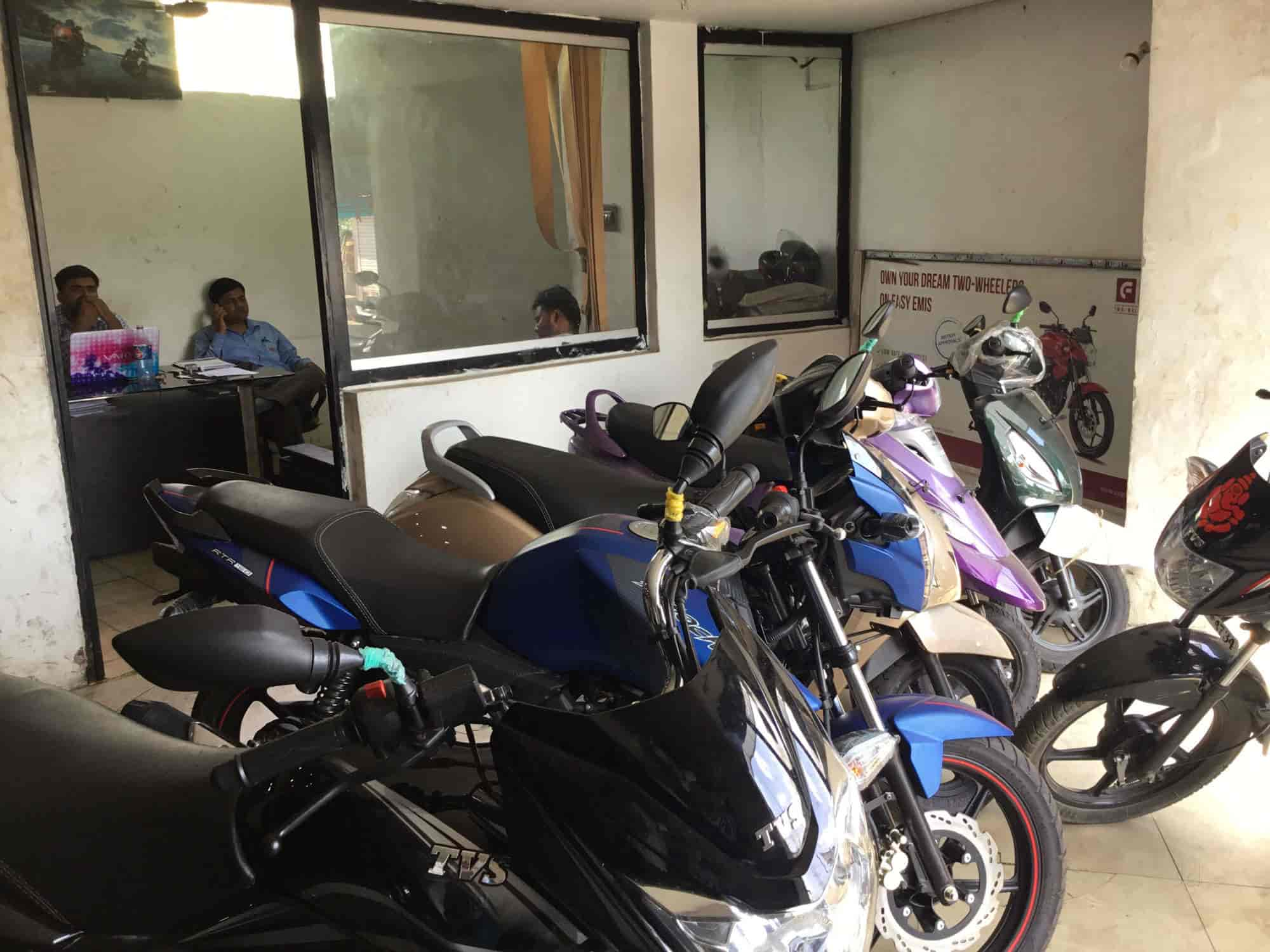 Apache bike showroom online near me