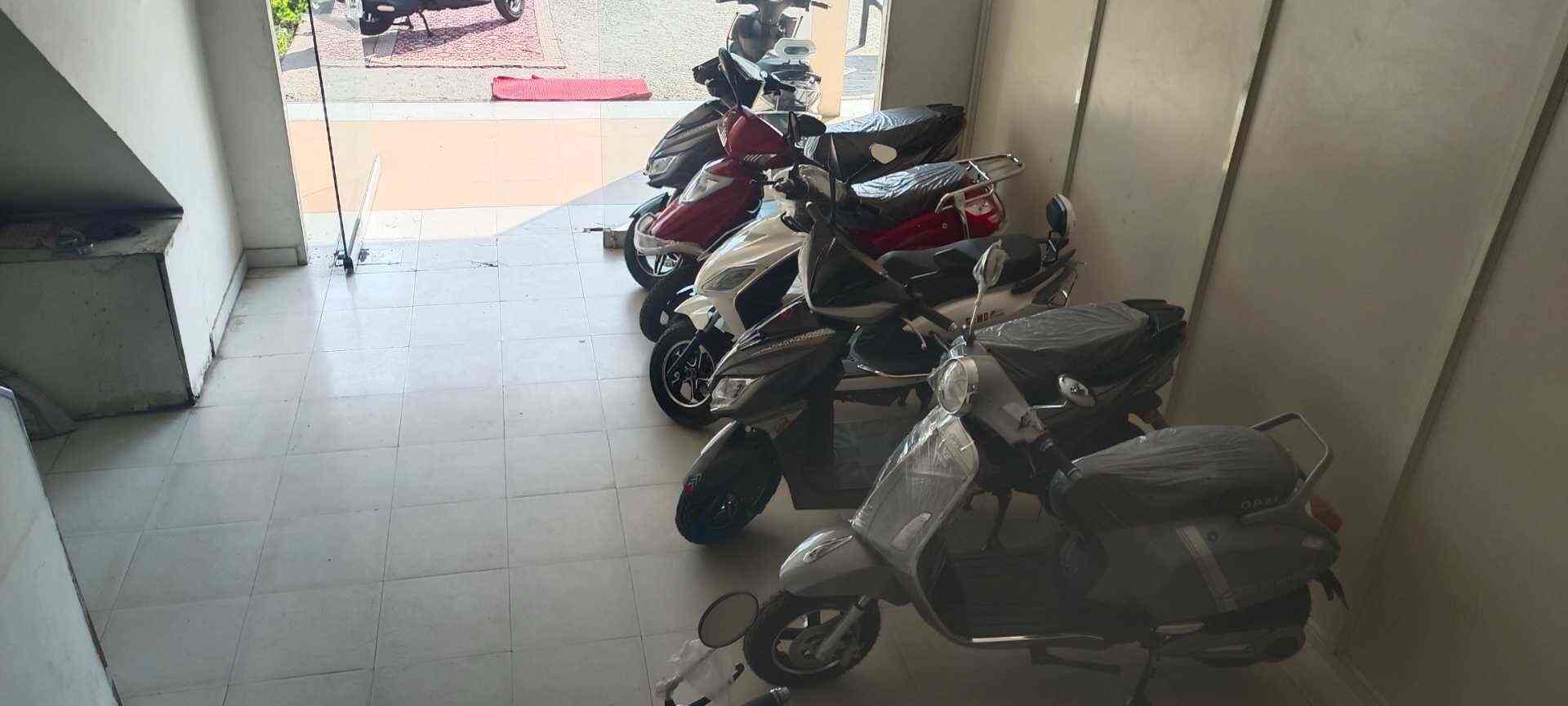 Good Luck E Bike Agency in Gharaunda,Karnal Best Hero Electric Optima