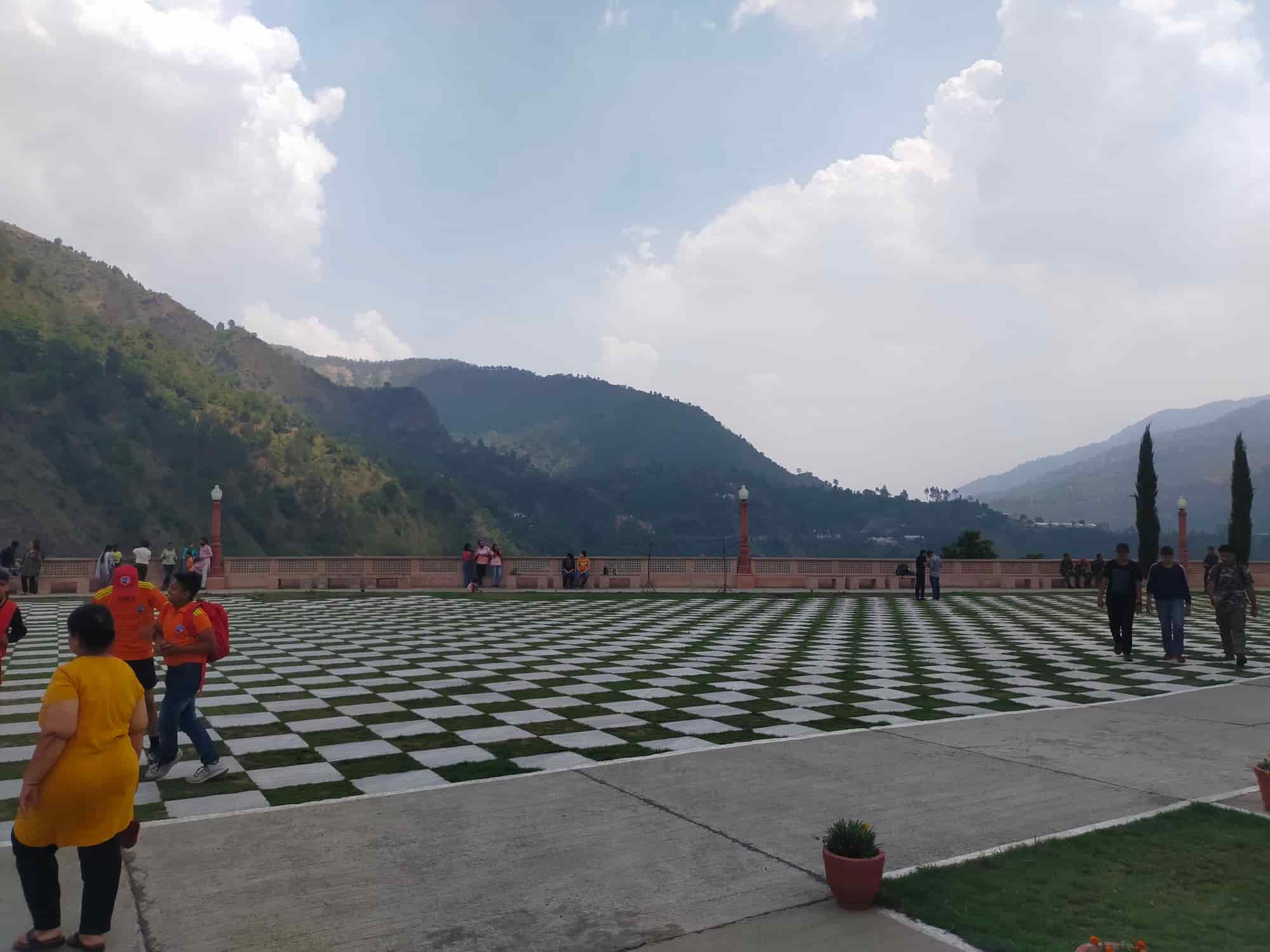 Top Car Rental in Kurlan, Karnal Best Car Hire Rental Cars Near Me