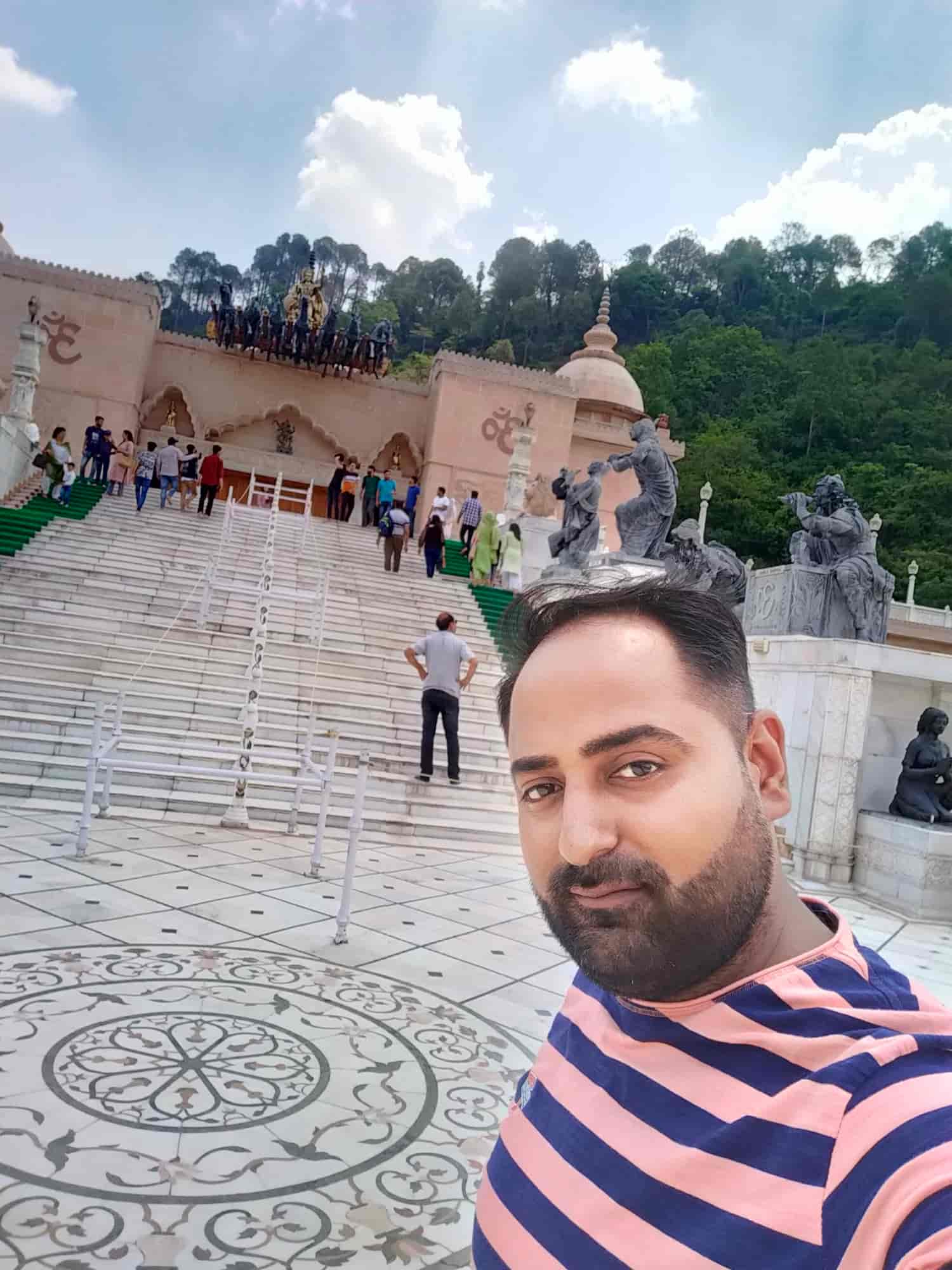 Top Car Rental in Kurlan, Karnal Best Car Hire Rental Cars Near Me