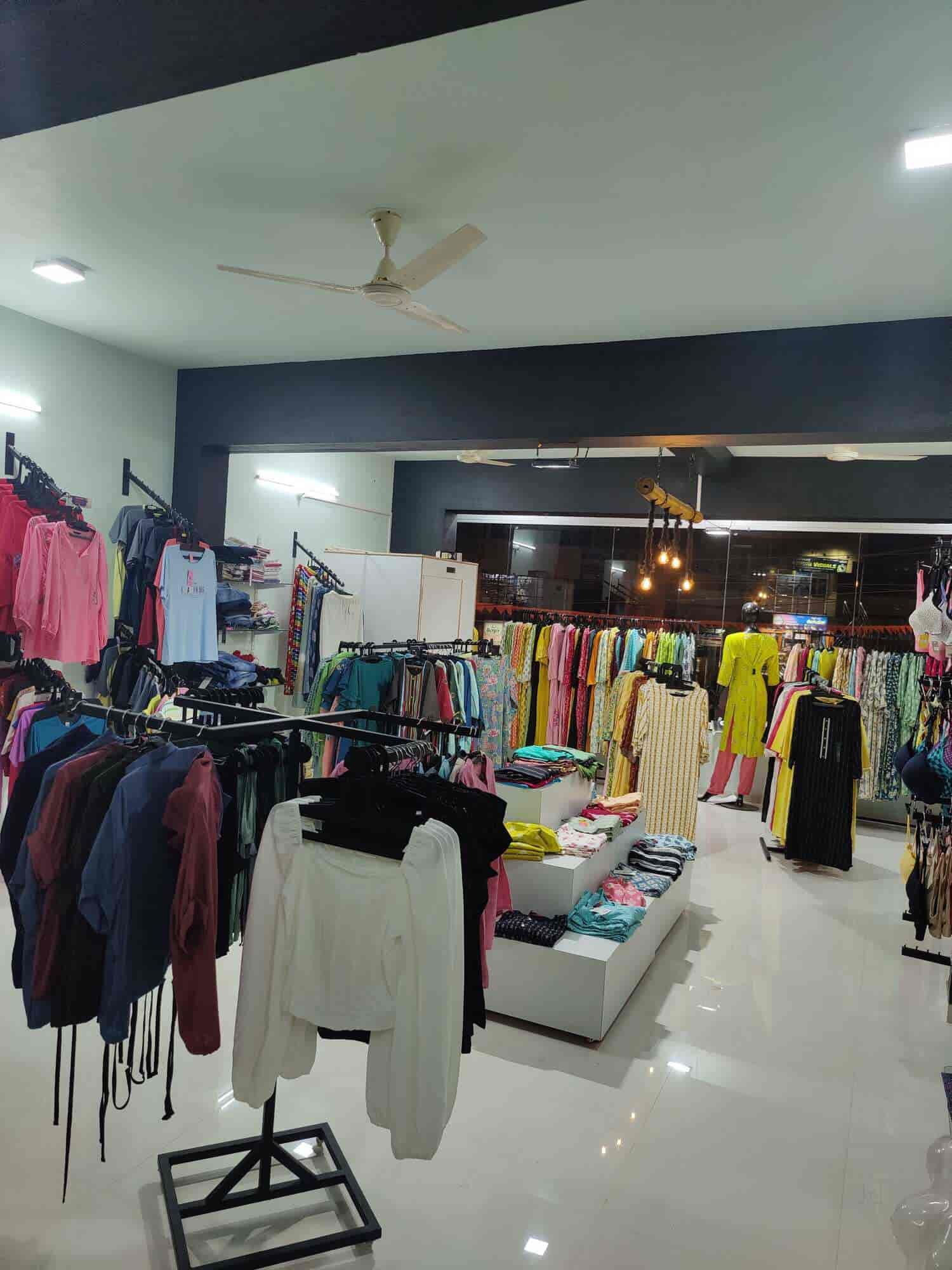 Touch And Glow Salon Fashion Boutique in Sirsi market,Karwar Best
