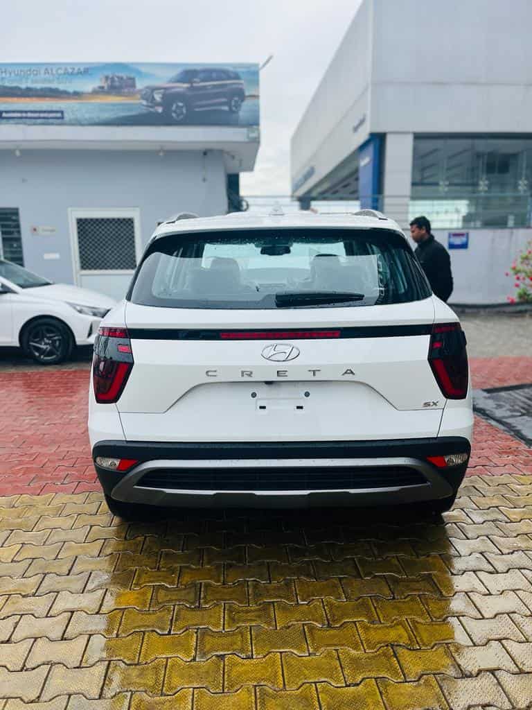 Bindal Hyundai in Bajpur Road,Kashipur Best Electric Car Dealers in