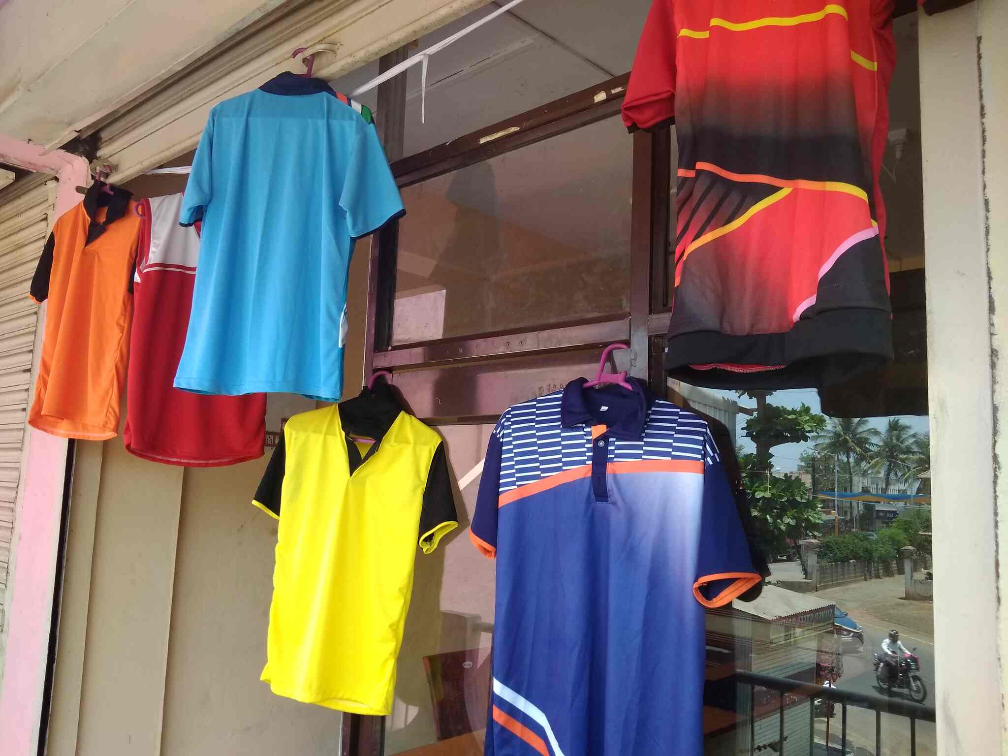 printing clothes shop near me