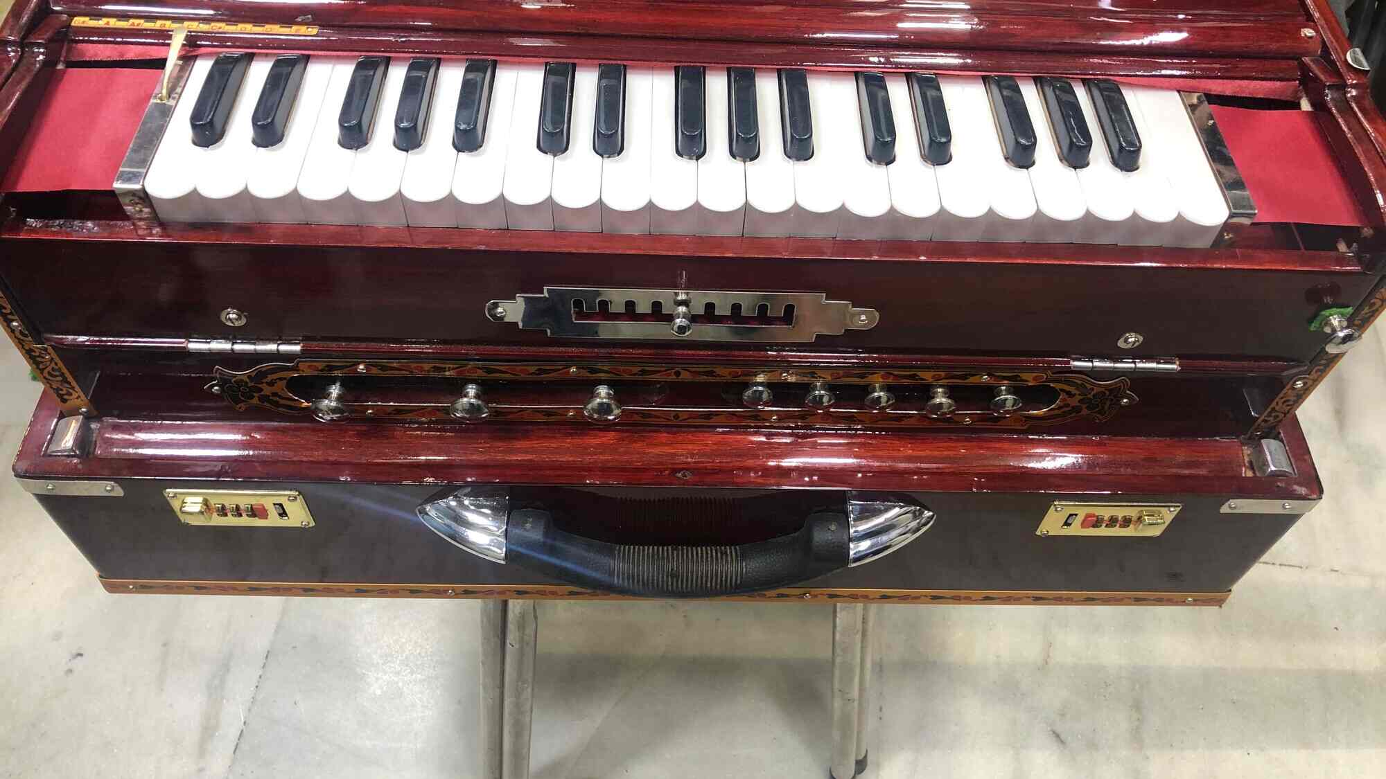 Top Music Instrument Repair Shops in Ballygunge, Kolkata Best Musical