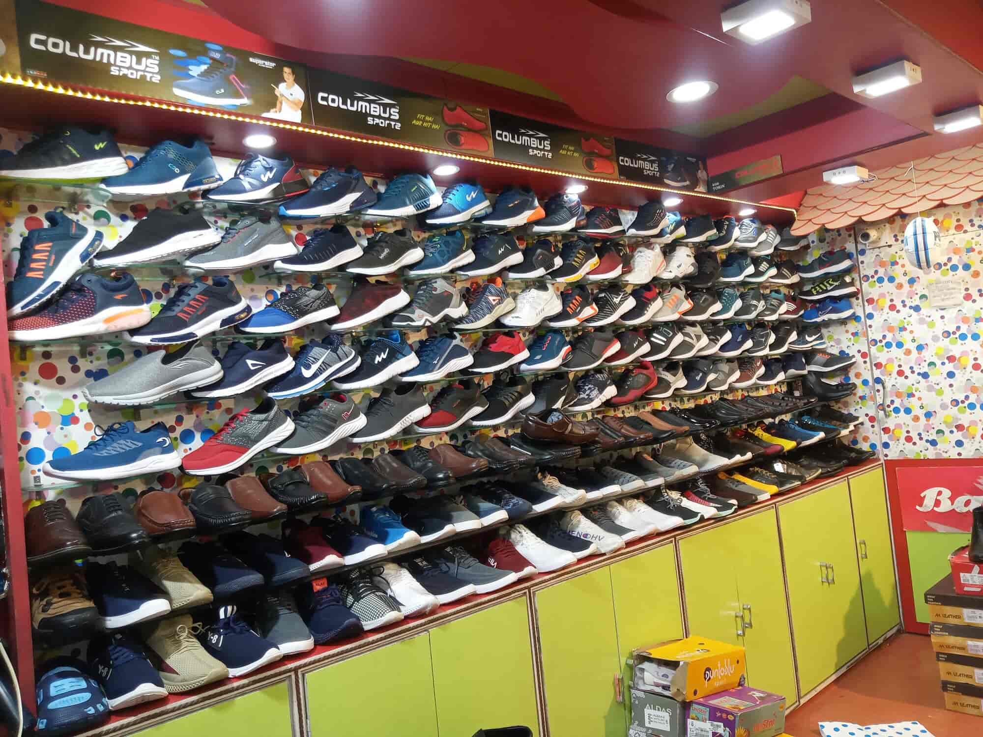 Top Sports Shoe Wholesalers in Kolkata स्पोर्ट्स शू व्होलेसलेर्स