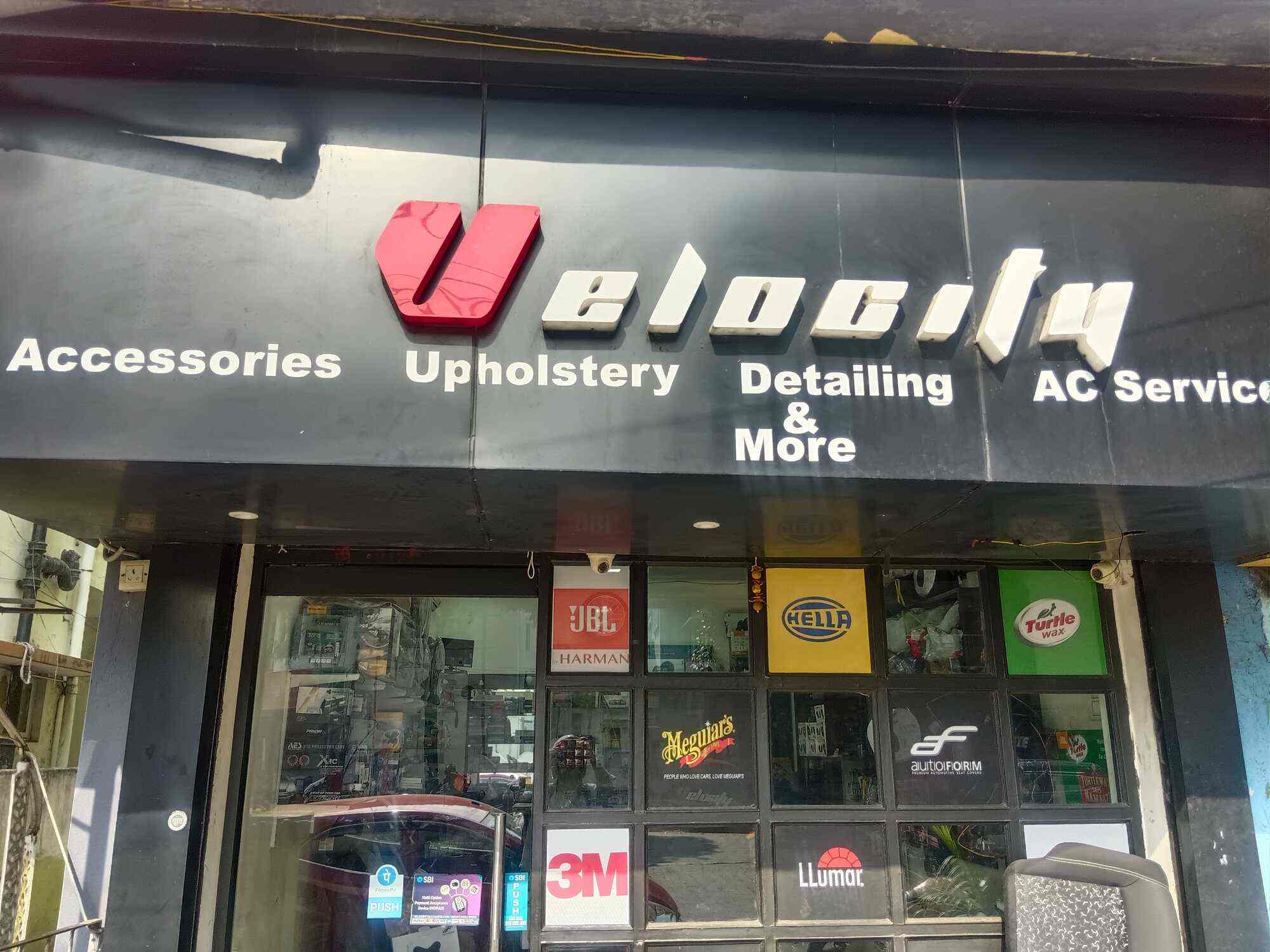 Car accessories shop hotsell in salt lake