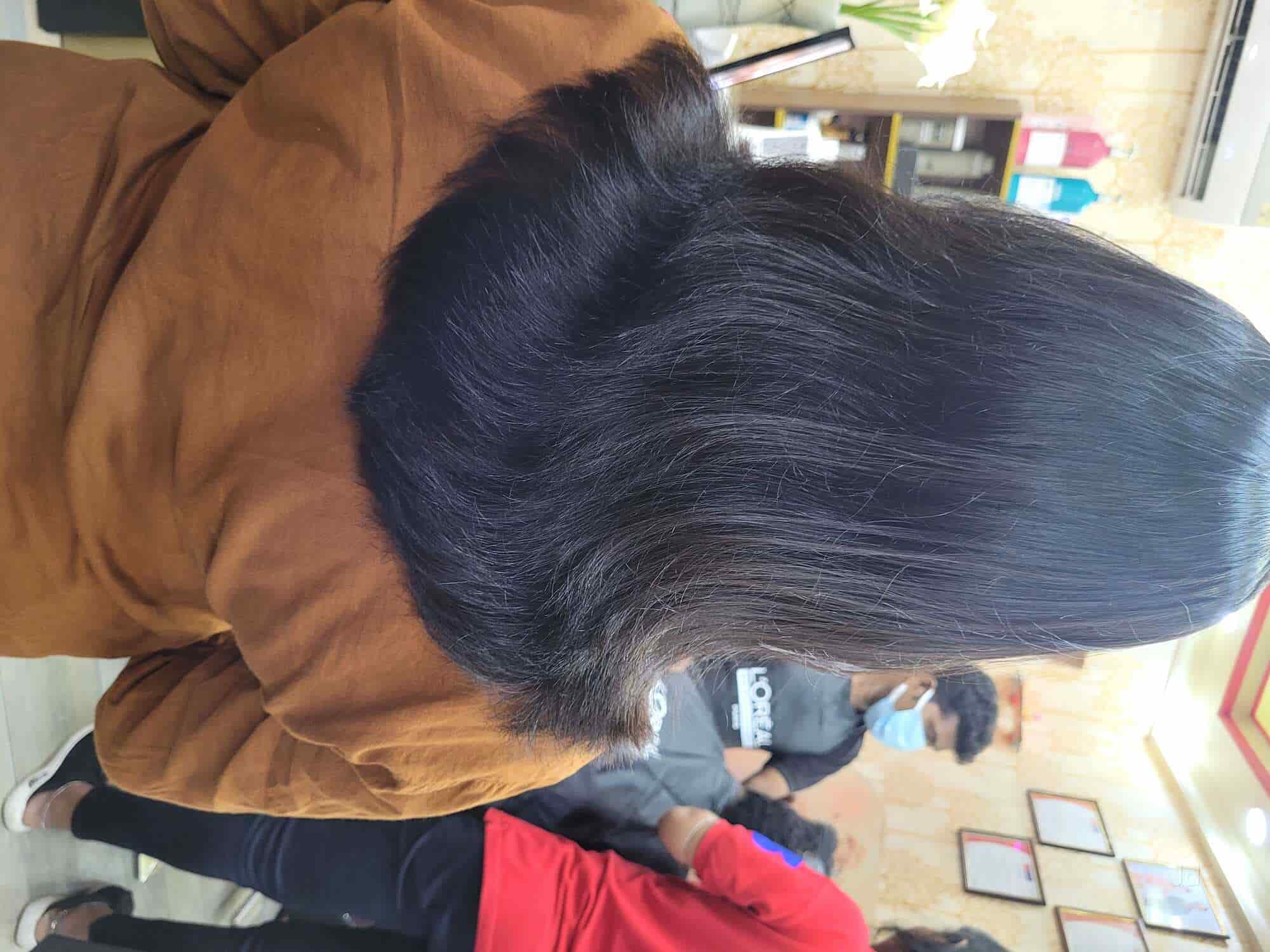 RED DOOR HAIR SKIN & MAKEUP in Kasba,Kolkata Best Beauty Parlours in