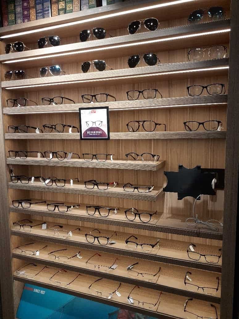 Lenskart in Circus Avenue,Kolkata Best Opticians in Kolkata Justdial