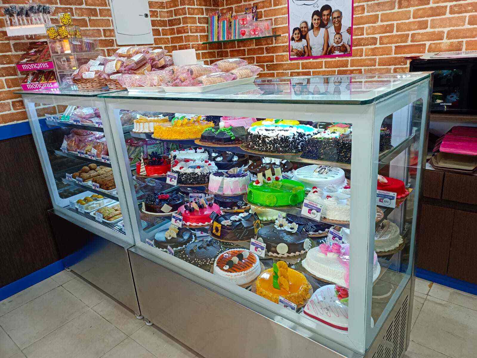 Top Monginis Cake Shops near Sealdah Railway StationSealdah Best