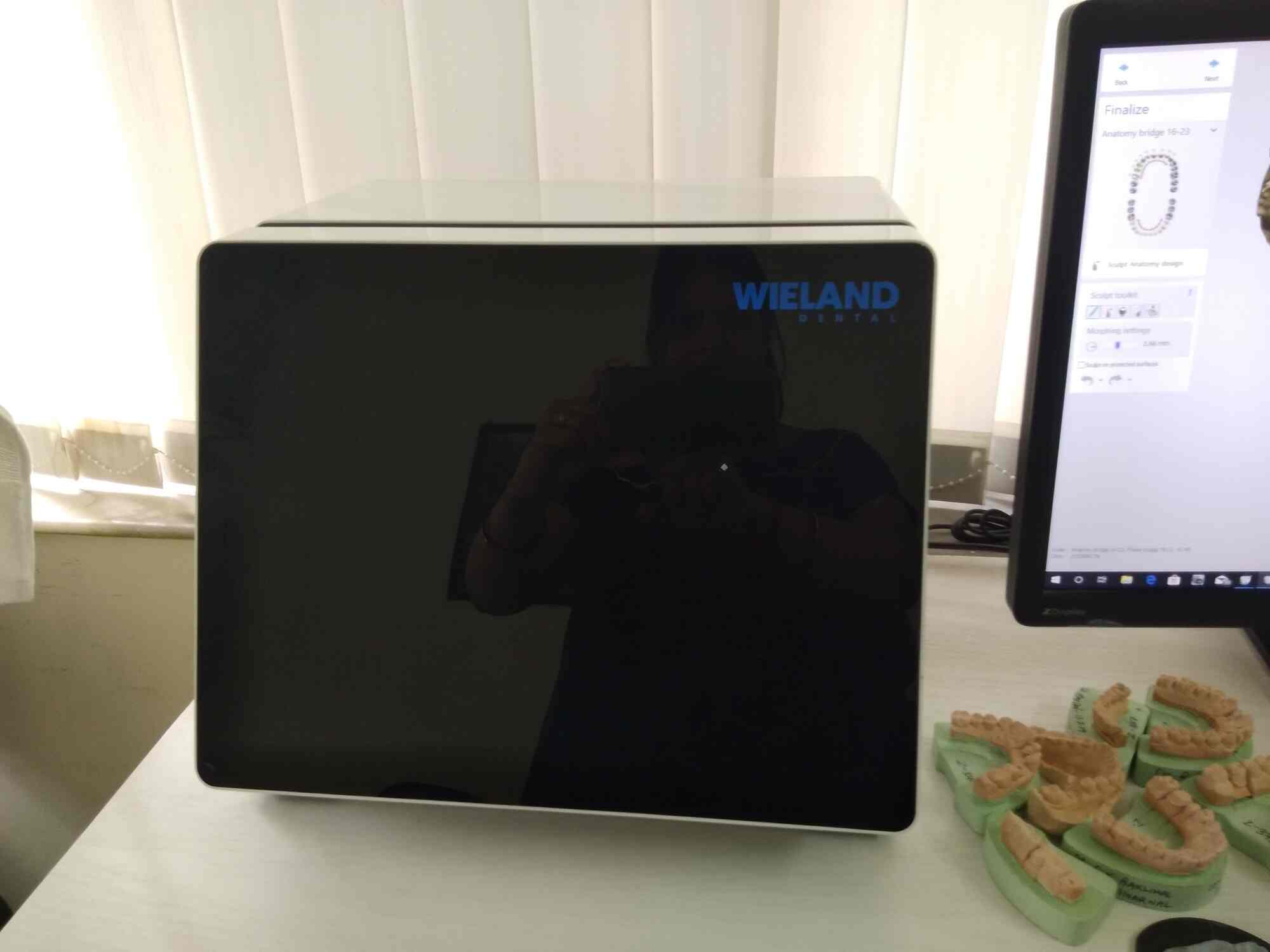 Top Dental Laboratory near PratapgarhNarendrapur Best Dental Labs