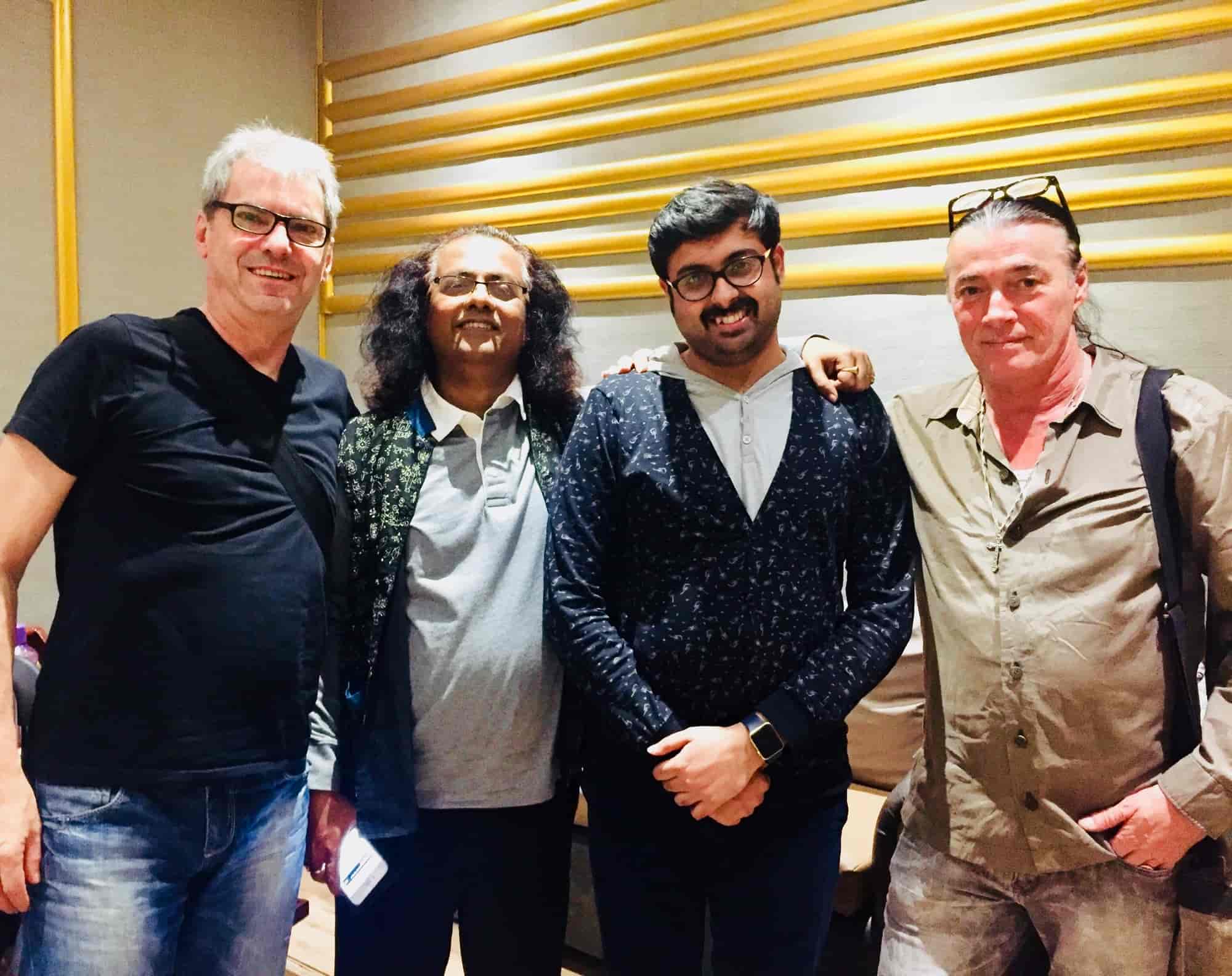 Recording Studios in Deoria रिकॉर्डिंग स्टूडियोज, डोरिअ Music