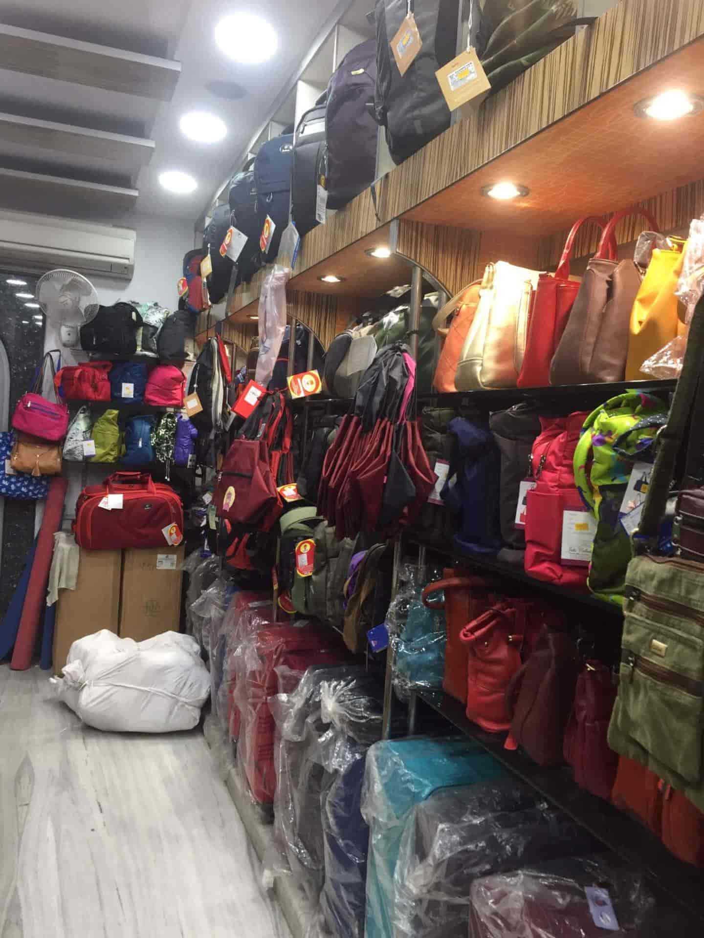 Dipayan Luggage Travels in Gariahat Kolkata Best Bag Dealers near me in Kolkata Justdial