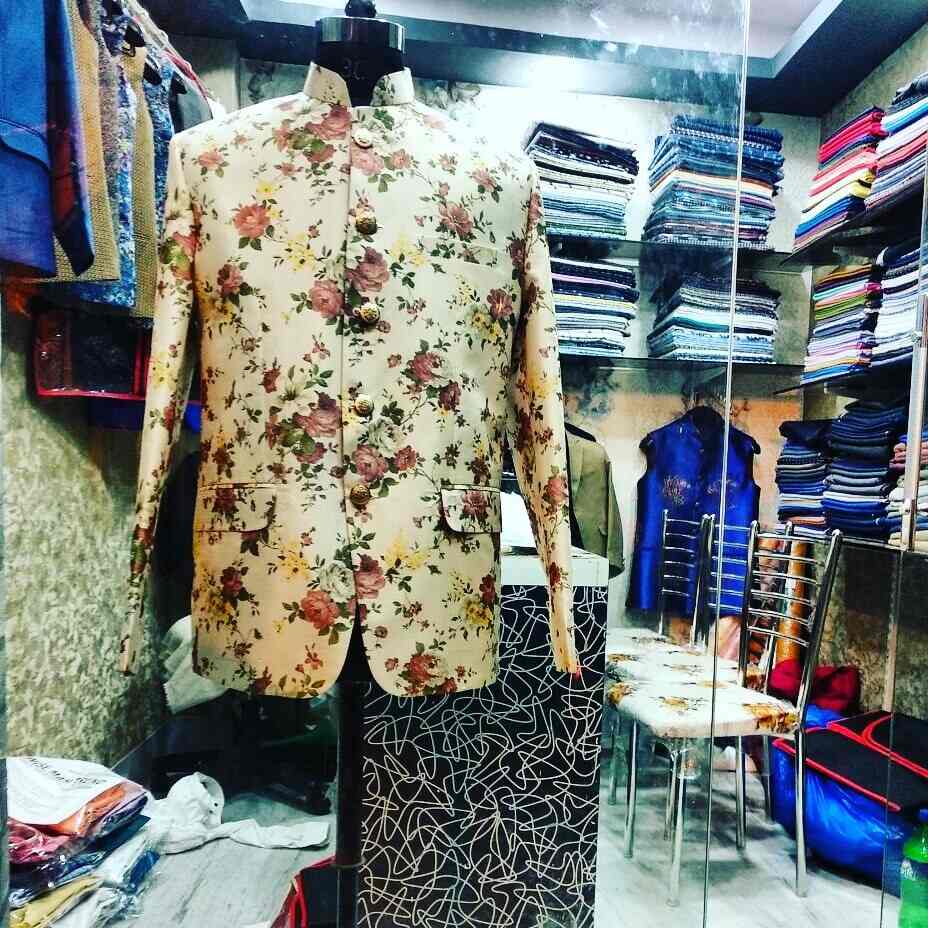 Top Tailors For Men near St Helen SchoolKalighat Best Tailors For