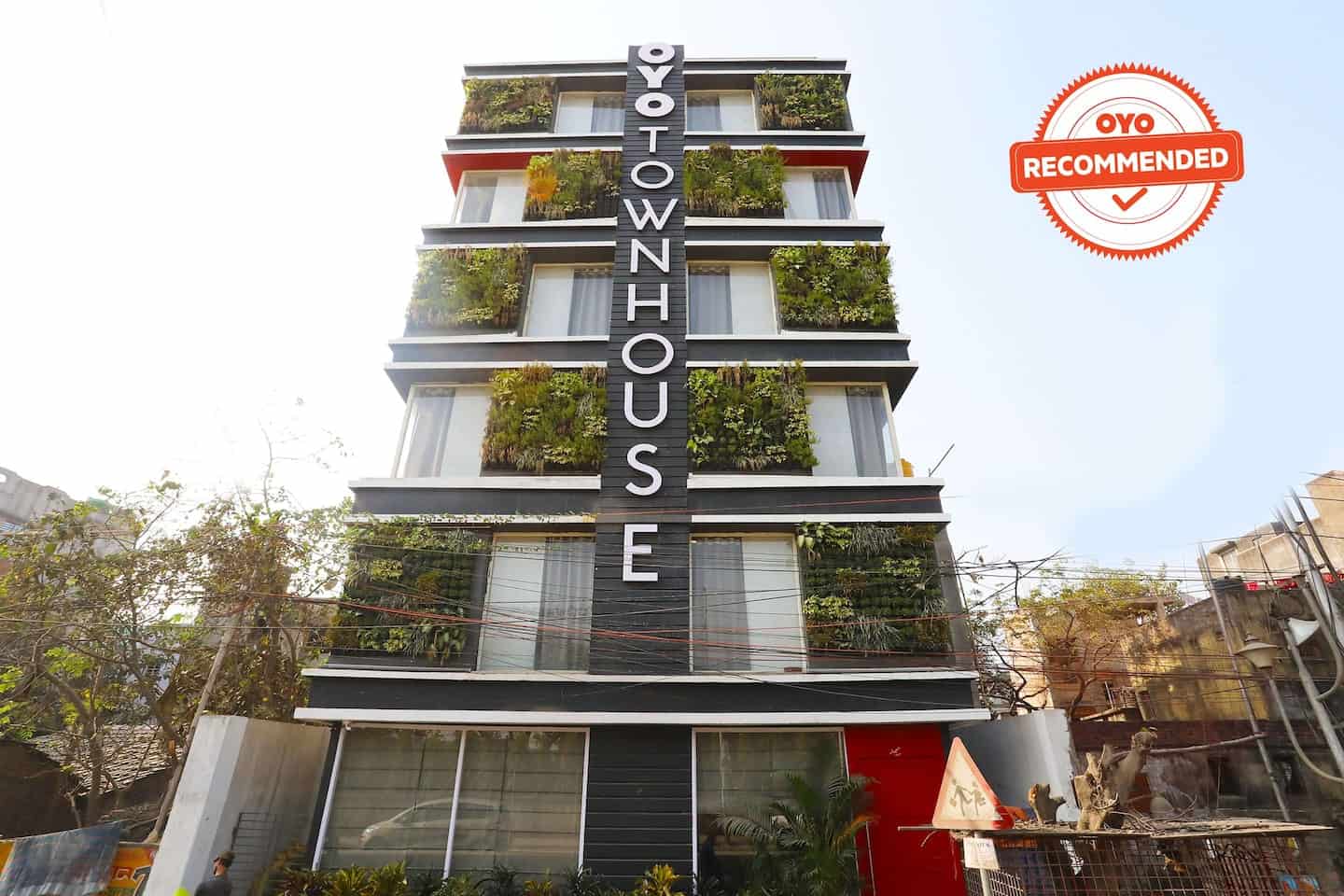 Oyo Building Book OYO Townhouse 060 Airport Green Arcade in Dum Dum,Kolkata ...
