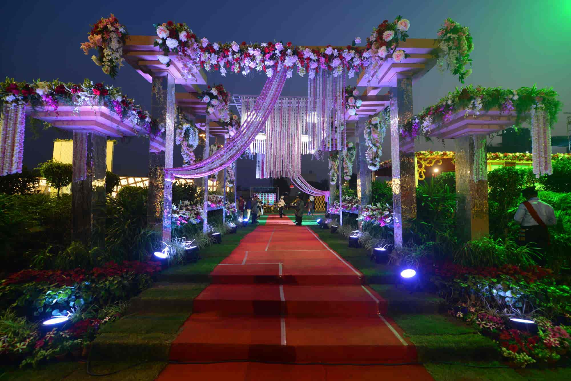 P C Chandra Garden Photos, Dhapa, Kolkata Pictures & Images Gallery