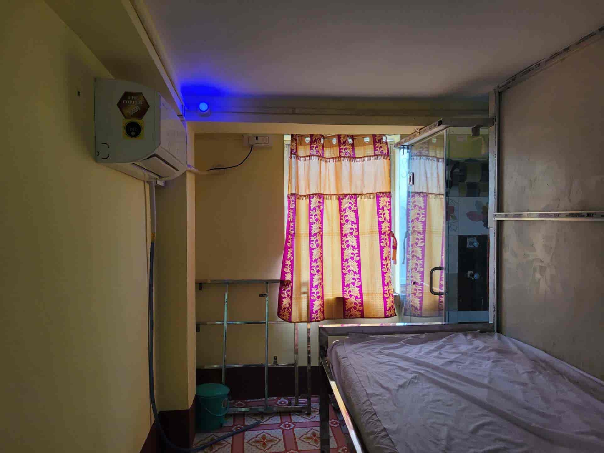 madhyamgram yamaha showroom