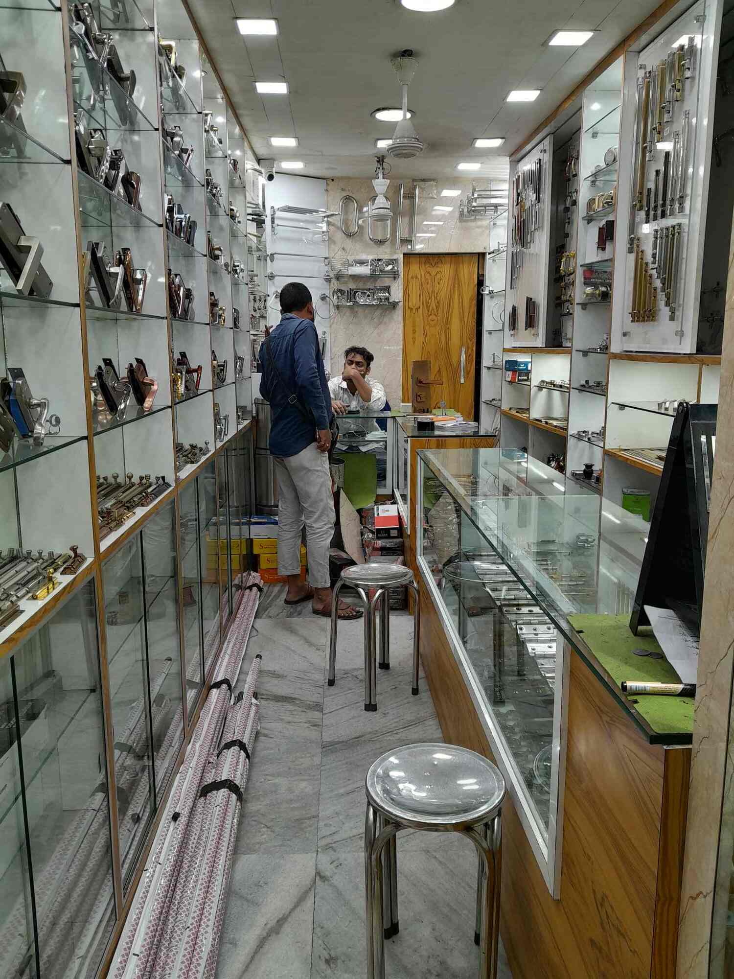 Chandni Chowk Market in Chandni Chowk,Kolkata Best Markets in Kolkata