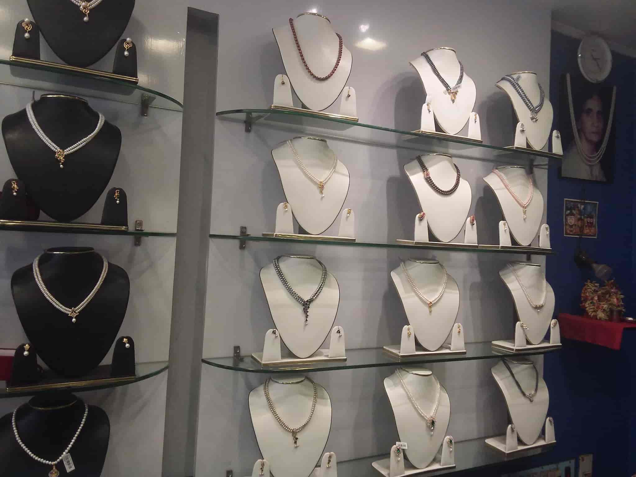 Top Chandrani Pearls Jewellery Showrooms in Beehive Garden Best