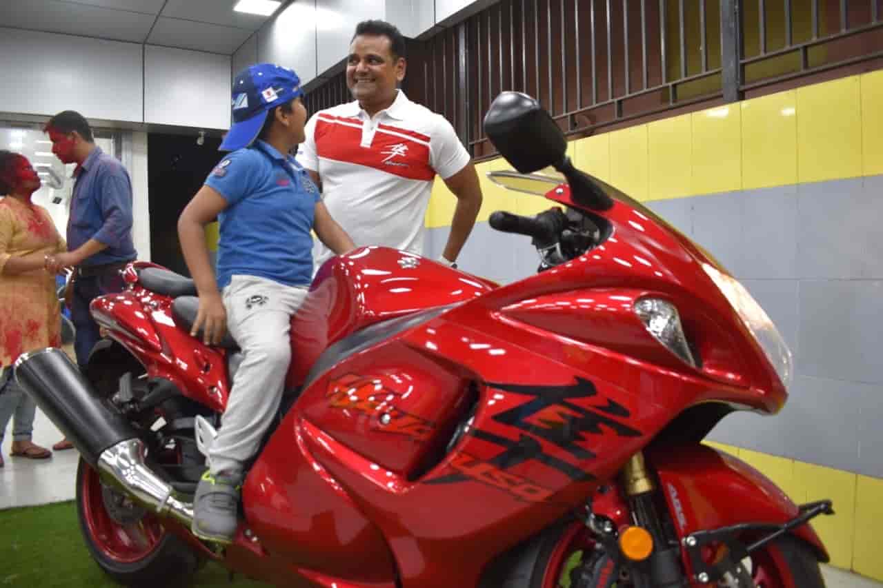 Top Tvs Scooty Motorcycle Dealers in Baranagar Best Tvs Scooty