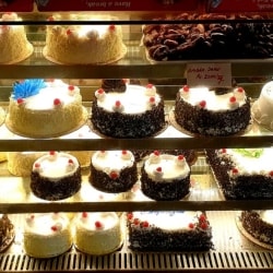 Top Cake Delivery Services in Kottarakara - Best Online Cake ...