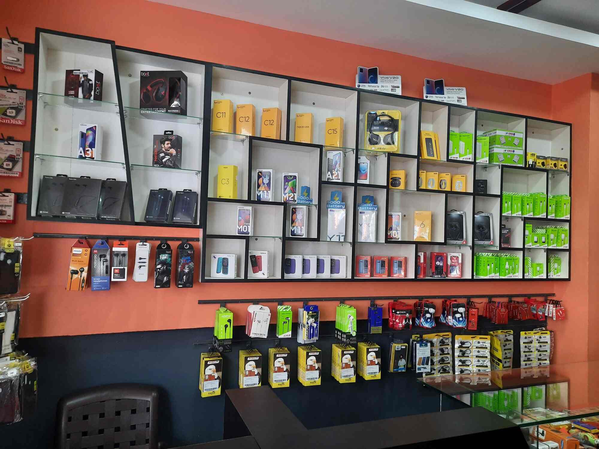 Athens Digital Hub in Pathanapuram,Kollam Best Mobile Phone Dealers