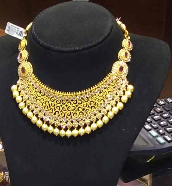 Arabian Gold And Diamonds 