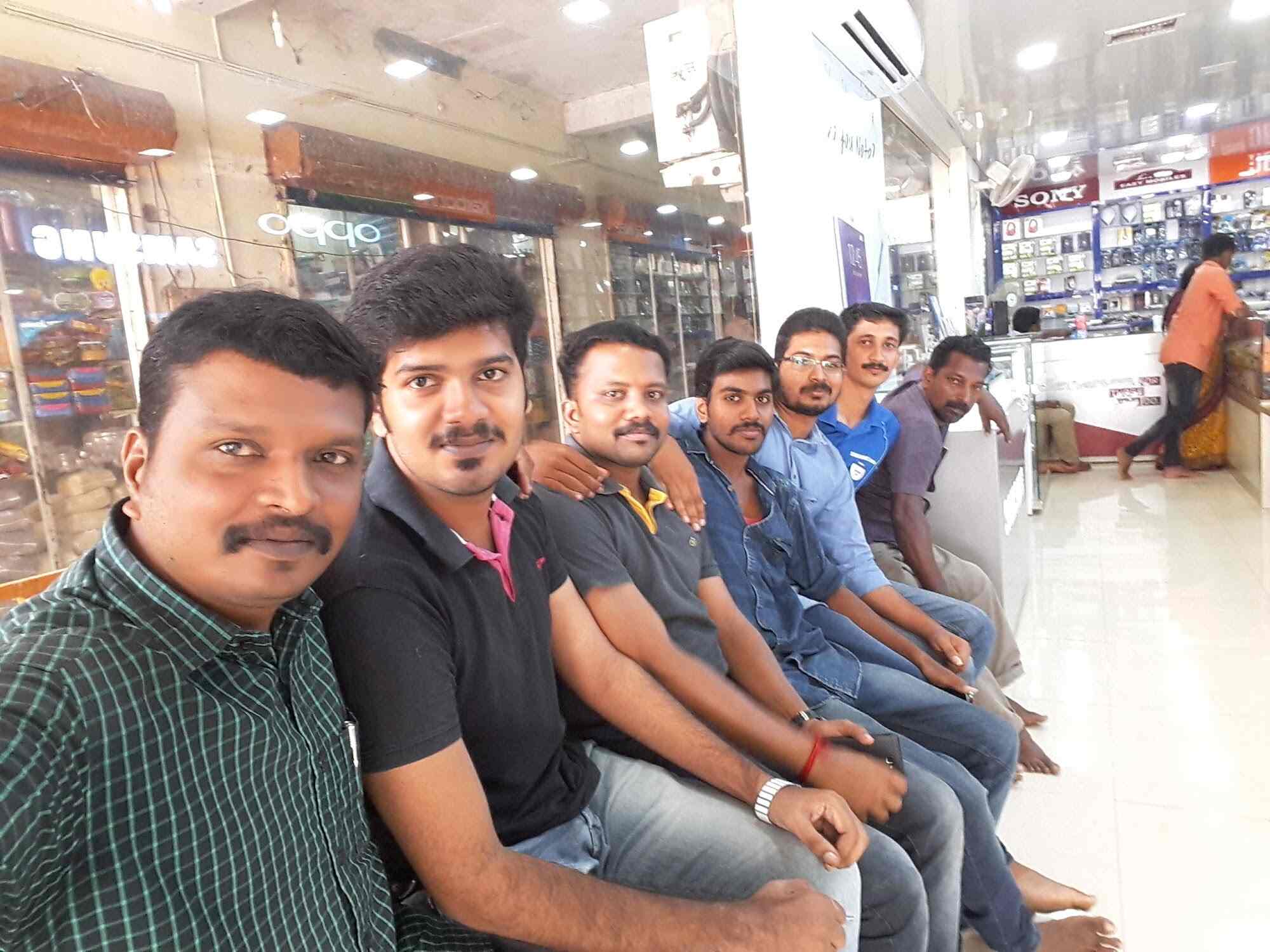 Top Mobile Phone Dealers Samsung in Nedumoncavu Best Mobile Phone