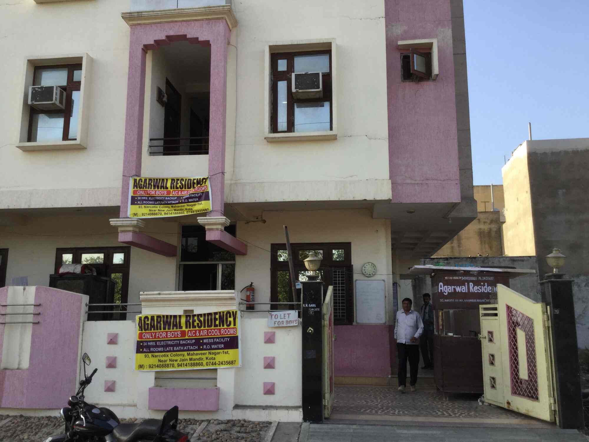 Agarwal Residency & Family Apartment, Mahaveer Nagar Hostels in Kota