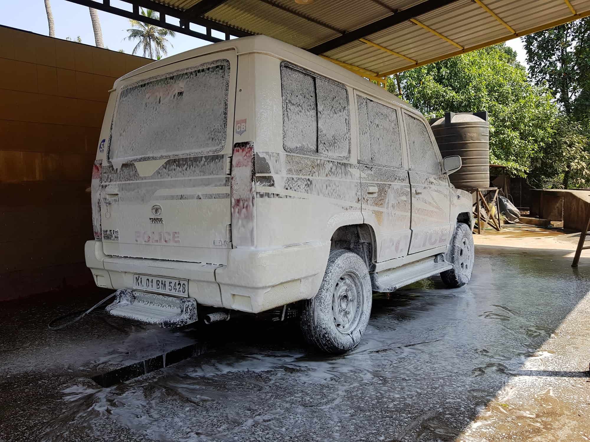 Top Mobile Car Washing Services in Kottayam Best Mobile Car Cleaning