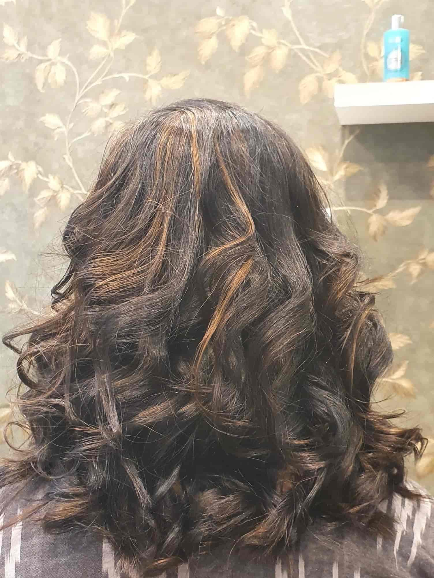 Vibe Family Salon And Spa in Union Club Road,Kottayam Best Beauty