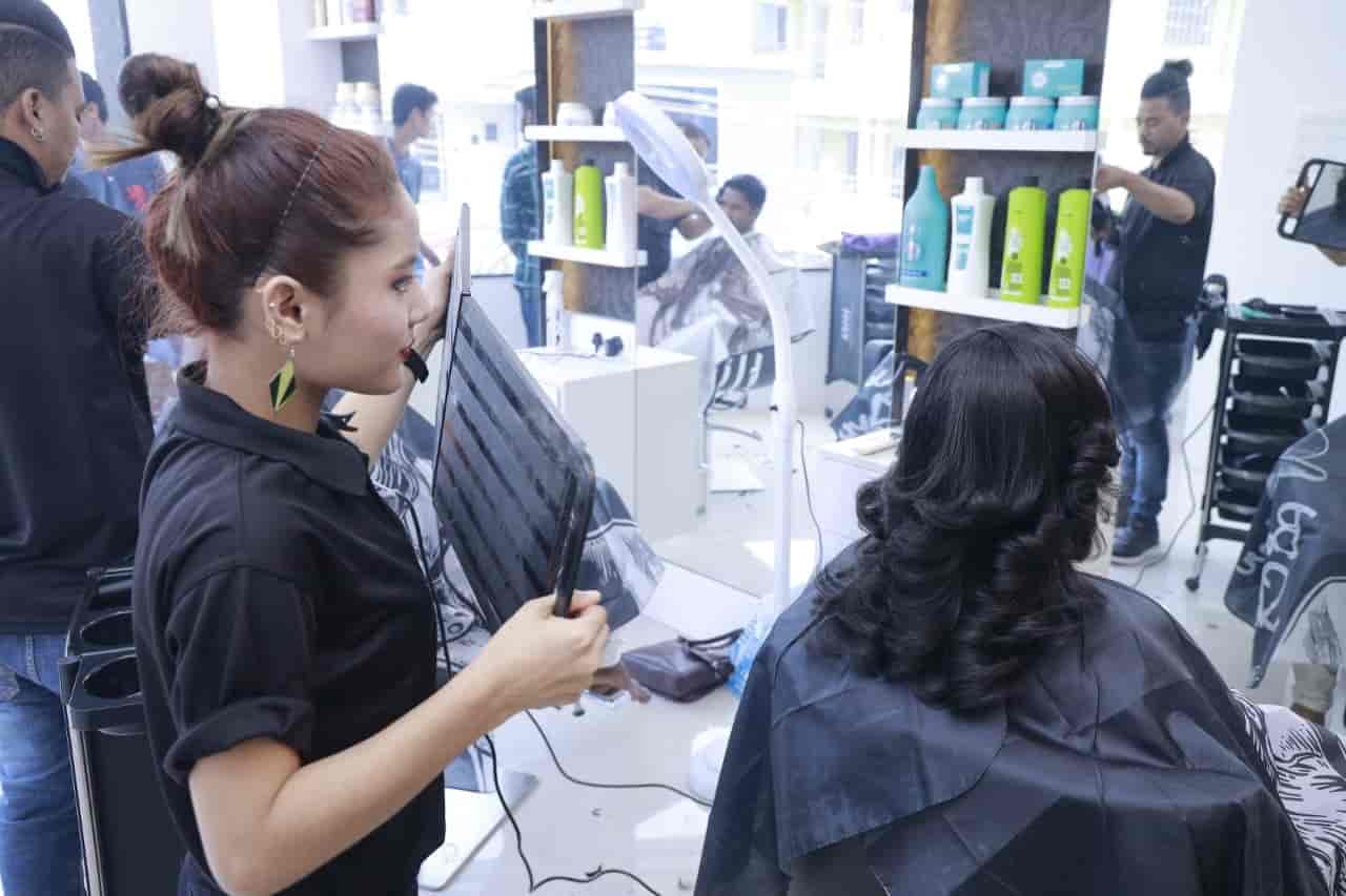 Vibe Family Salon And Spa in Union Club Road,Kottayam Best Beauty